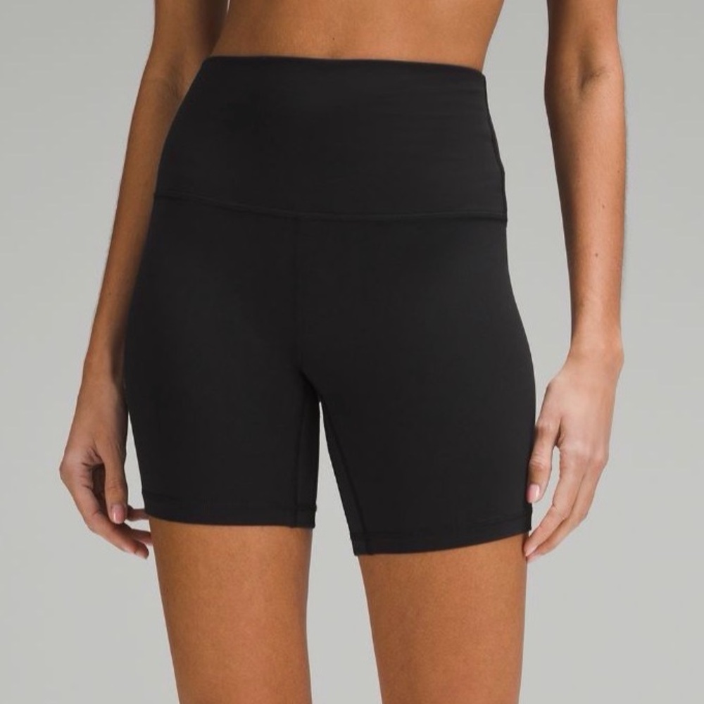 Lululemon Align Black High-Rise Shorts 6”
